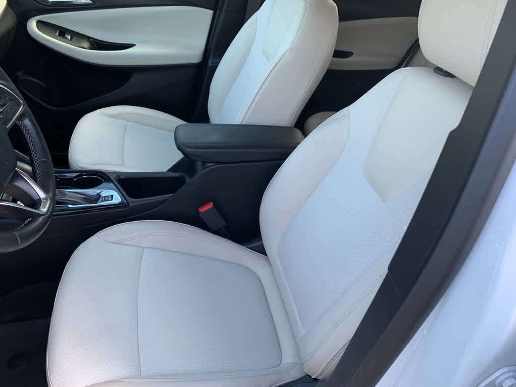 Certified 2024 Buick Encore GX Preferred w/ Comfort Package FWD image 17