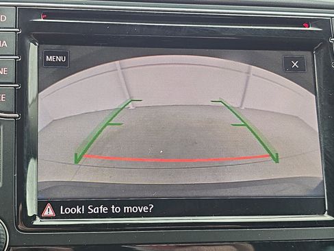 Used 2017 Volkswagen Tiguan Wolfsburg Edition image 22