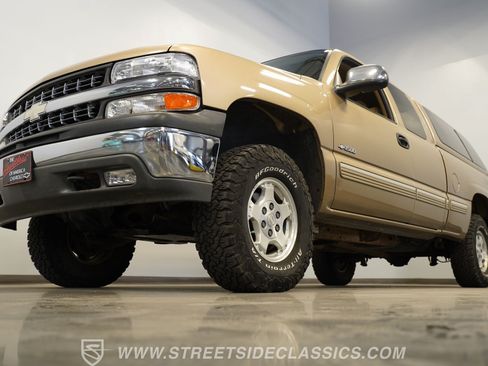 Used 2000 Chevrolet Silverado 1500 LS w/ Off-Road Chassis Pkg AWD/4WD image 21