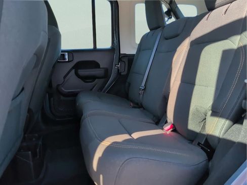 Certified 2025 Jeep Wrangler Sport image 32