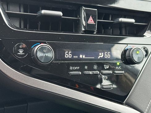 Used 2023 Toyota Camry XSE image 21