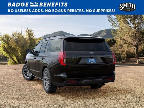 New 2027 Ford Expedition Platinum w/ Stealth Appearance Package AWD/4WD image 9