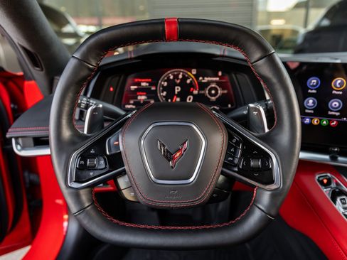 Used 2021 Chevrolet Corvette Stingray Premium Conv w/ Z51 Performance Package image 34