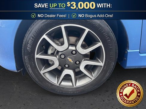 Used 2014 Chevrolet Spark LT FWD image 13