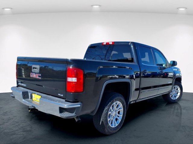 Used 2017 GMC Sierra 1500 SLE w/ SLE Value Package AWD/4WD image 6