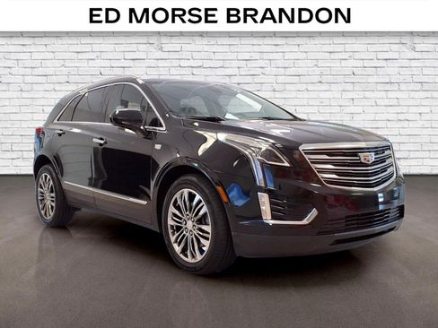 Used 2017 Cadillac XT5 Premium Luxury FWD image 6