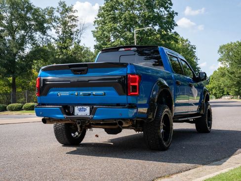 Used 2019 Ford F150 Lariat AWD/4WD image 6