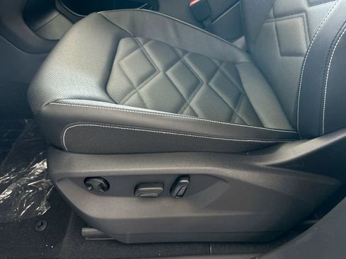 New 2026 Volkswagen Atlas SE image 12