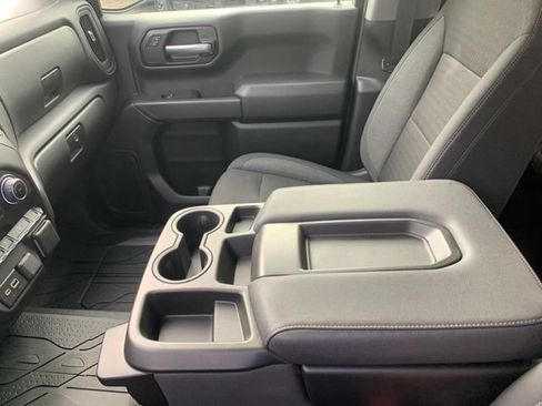 Used 2025 Chevrolet Silverado 1500 Custom Trail Boss AWD/4WD image 33