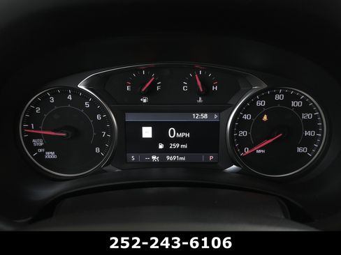 Used 2024 GMC Terrain SLT w/ Infotainment Package II AWD/4WD image 23