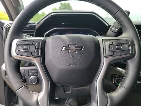 Used 2024 Chevrolet Silverado 1500 RST w/ Z71 Off-Road Package AWD/4WD image 13
