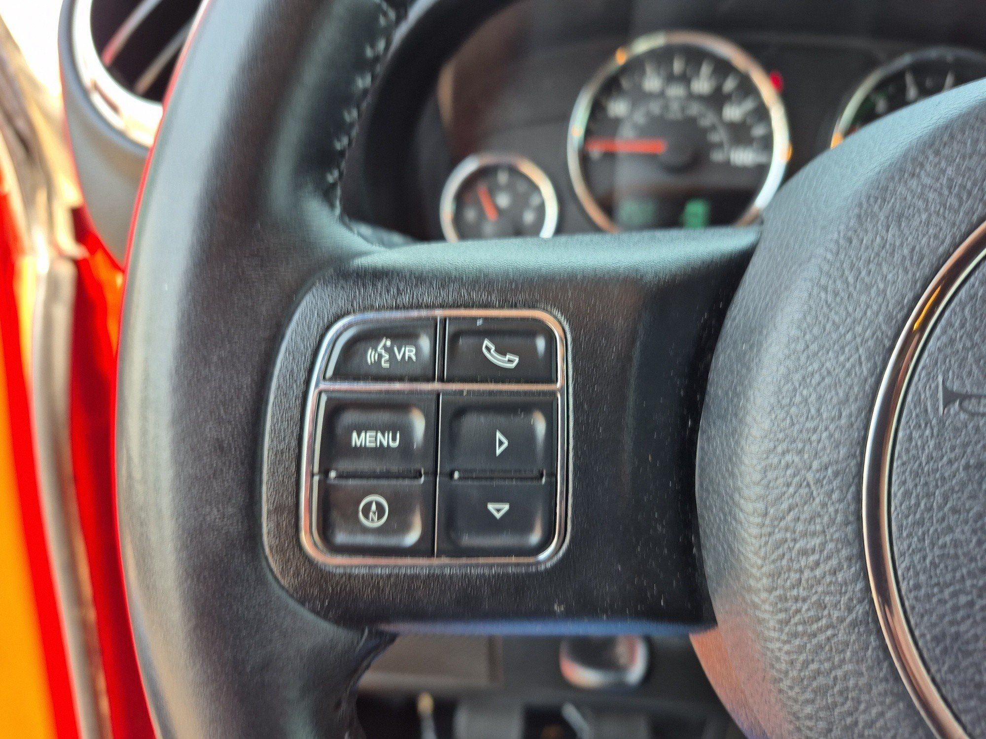Used 2018 Jeep Wrangler Unlimited Rubicon w/ Connectivity Group AWD/4WD image 25