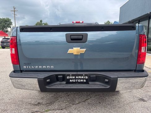 Used 2011 Chevrolet Silverado 1500 W/T RWD image 8