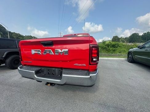 Used 2026 RAM 2500 Big Horn AWD/4WD image 27