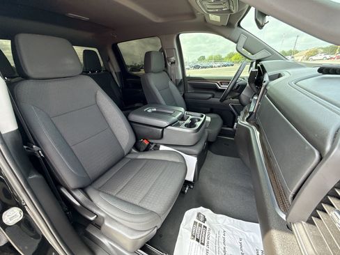 Used 2025 Chevrolet Silverado 1500 LT RWD image 26
