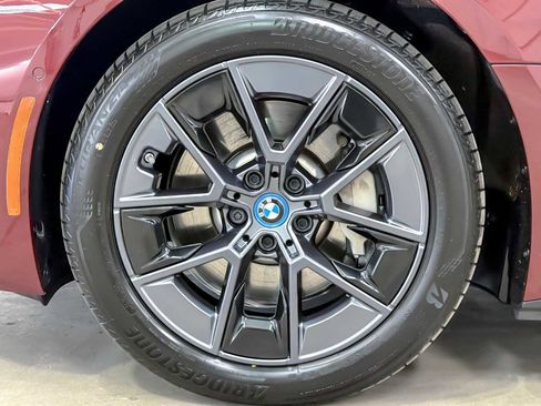 Used 2023 BMW i4 eDrive35 image 26