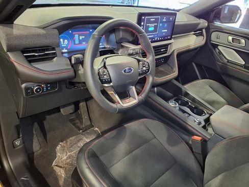 Used 2026 Ford Explorer ST w/ Sun And Sound Package AWD/4WD image 4
