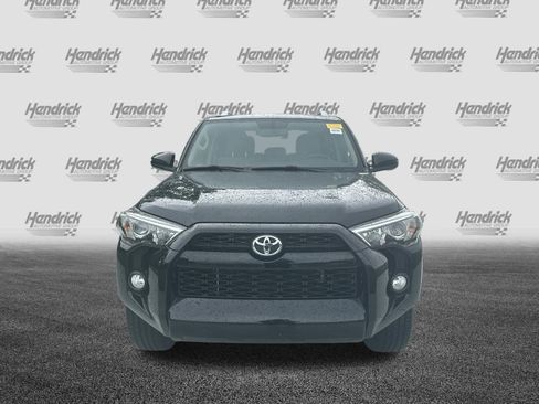 Used 2014 Toyota 4Runner SR5 RWD image 3