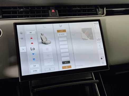 Used 2026 Land Rover Range Rover Evoque S image 18