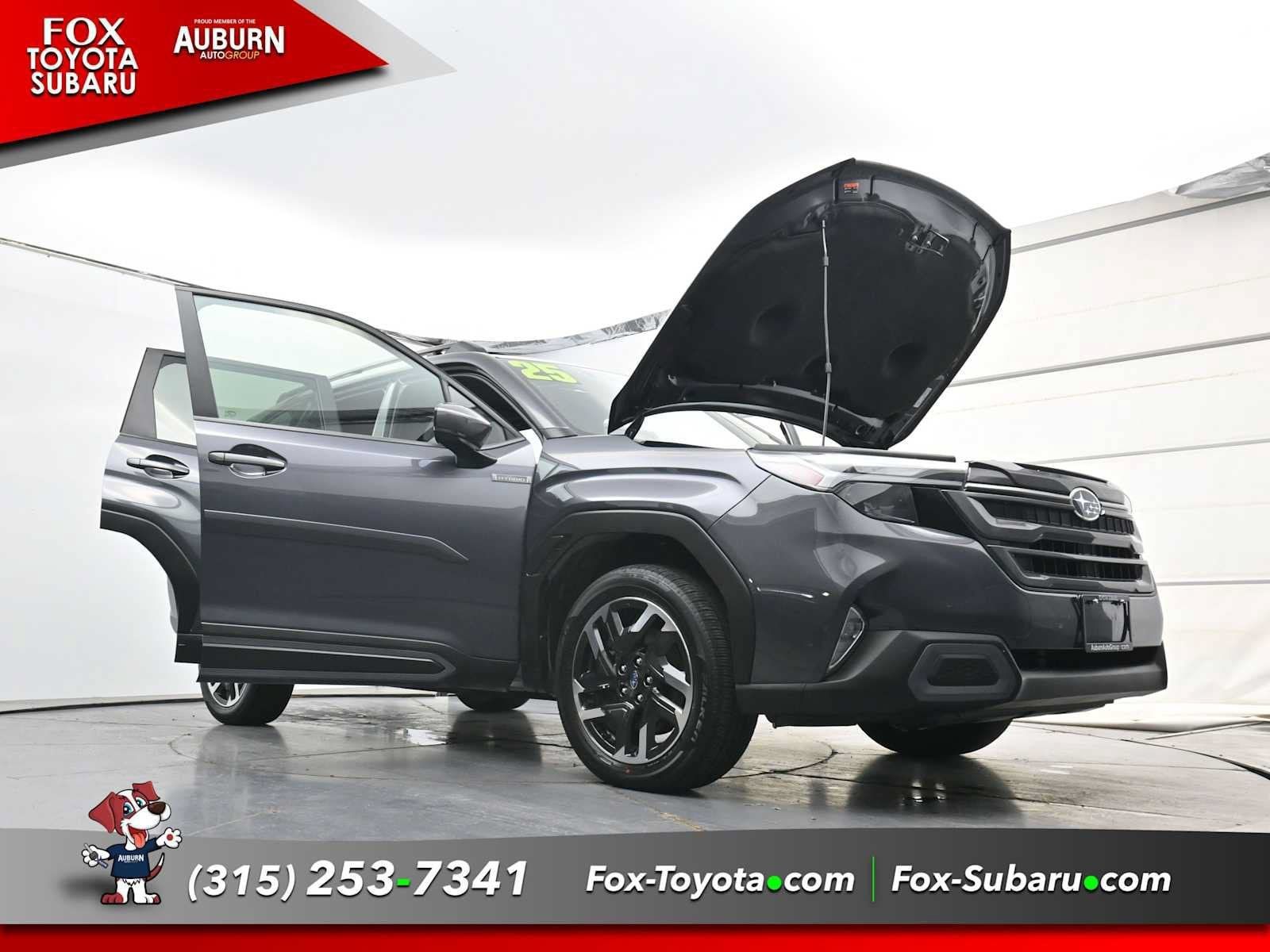 Used 2025 Subaru Forester Limited AWD/4WD image 39