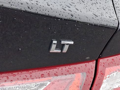 Used 2019 Chevrolet Malibu LT w/ Driver Confidence Package II image 30