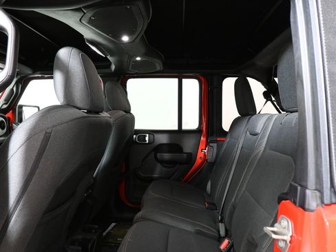 Used 2024 Jeep Wrangler Sport S image 30