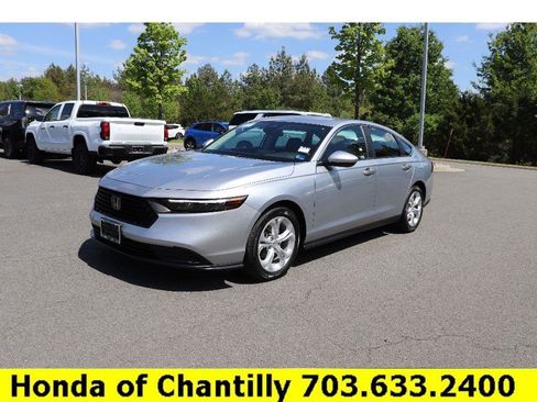 Certified 2024 Honda Accord LX image 3