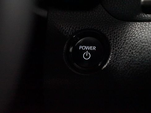 Used 2025 Toyota Camry SE FWD image 24
