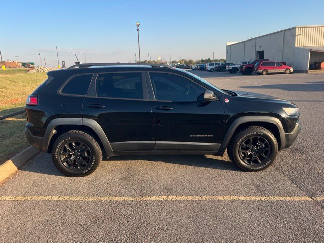 Used 2020 Jeep Cherokee Trailhawk AWD/4WD image 7