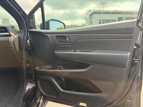 Used 2025 Honda Odyssey Sport-L image 21