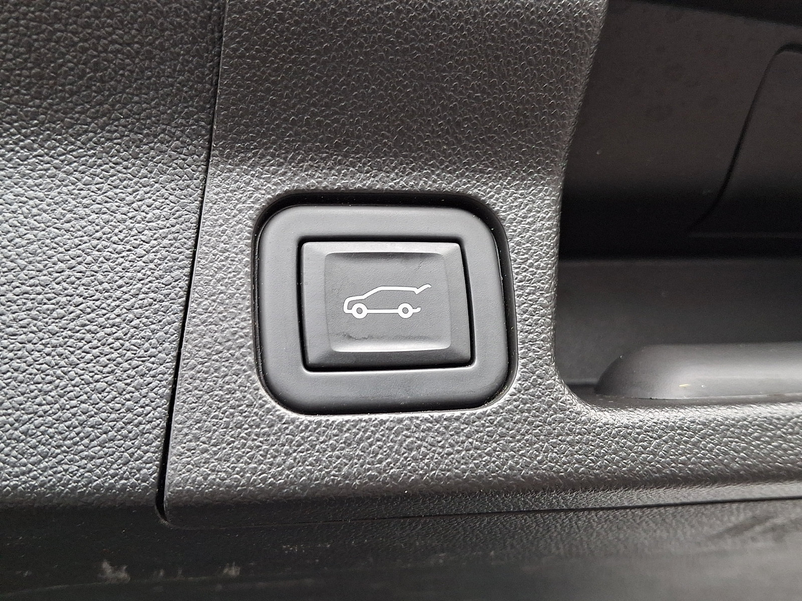 Used 2023 GMC Acadia SLE w/ Driver Convenience Package AWD/4WD image 29