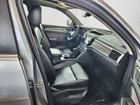 Used 2022 Volkswagen Atlas SEL AWD/4WD image 30