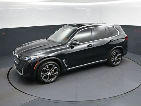 Certified 2024 BMW X5 sDrive40i w/ Premium Package RWD image 31