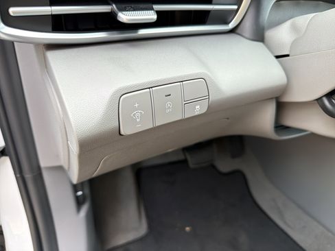 New 2026 Hyundai Elantra SE w/ Cargo Package image 12