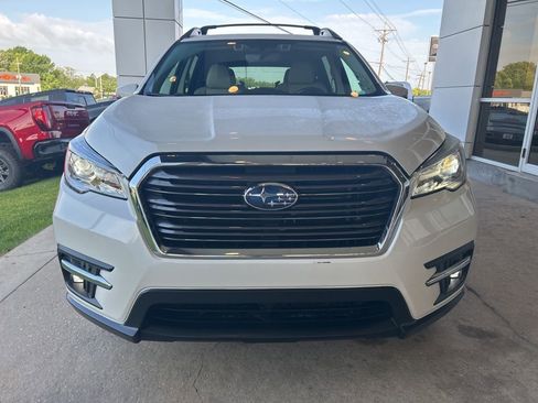 Used 2020 Subaru Ascent Limited w/ Popular Package #3 AWD/4WD image 3