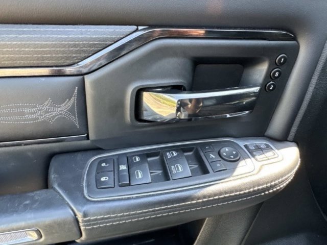 Used 2024 RAM 2500 Limited AWD/4WD image 27
