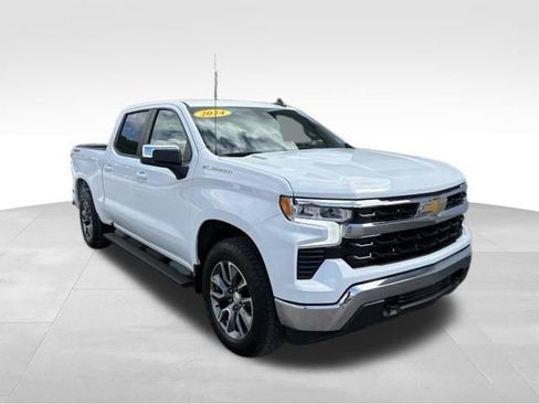 Used 2024 Chevrolet Silverado 1500 LT AWD/4WD image 8