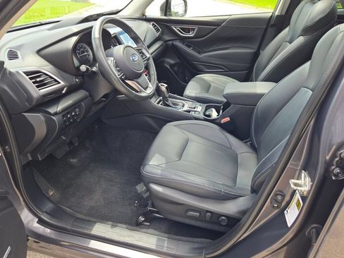 Used 2022 Subaru Forester Touring AWD/4WD image 23