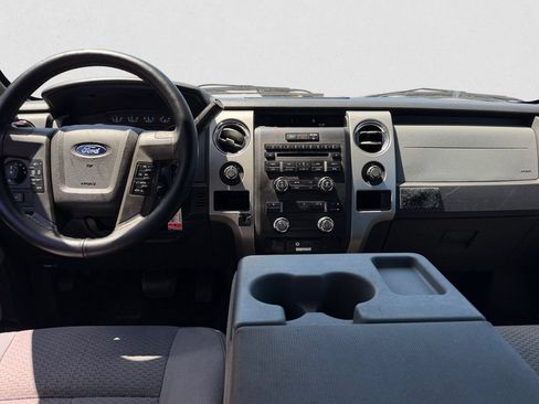 Used 2013 Ford F150 XLT AWD/4WD image 11