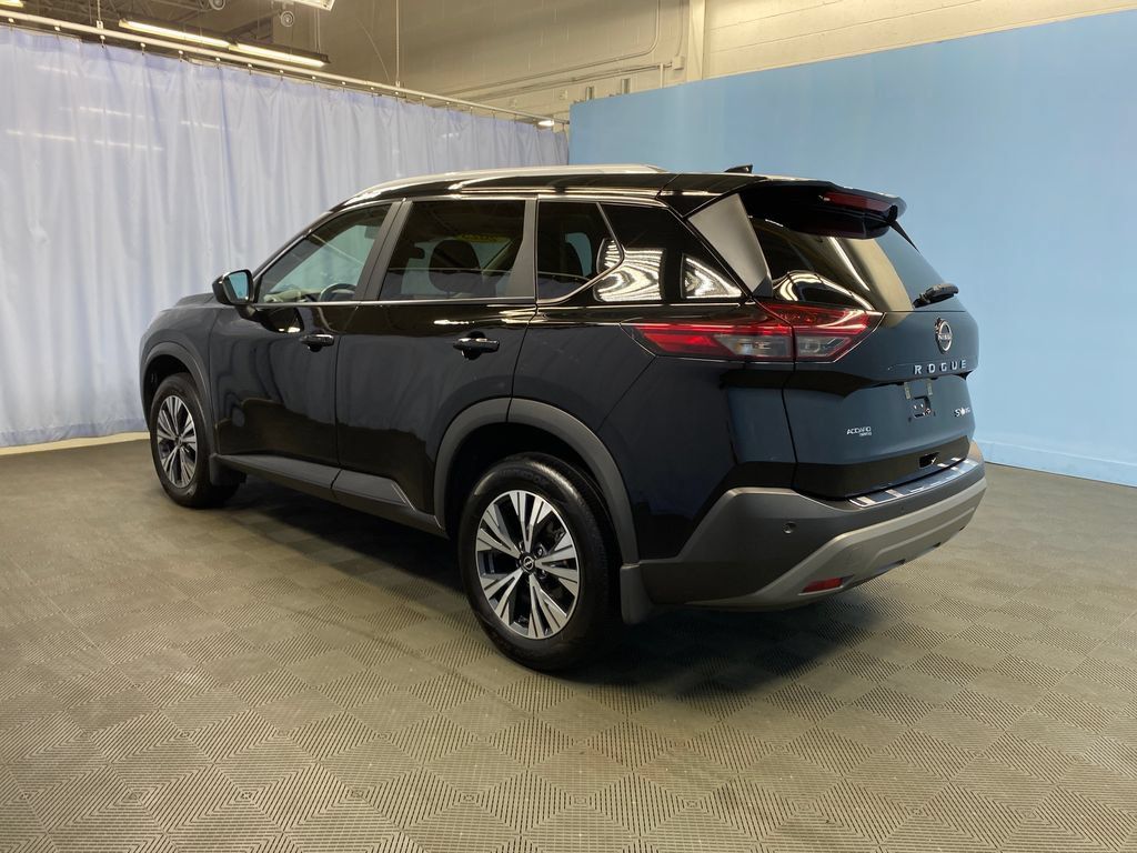 Used 2023 Nissan Rogue SV w/ SV Premium B Package AWD/4WD image 4