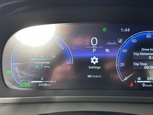 Used 2023 Toyota Crown XLE AWD/4WD image 25
