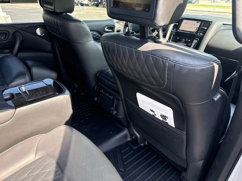 Used 2021 INFINITI QX80 Sensory w/ Cargo Package AWD/4WD image 18