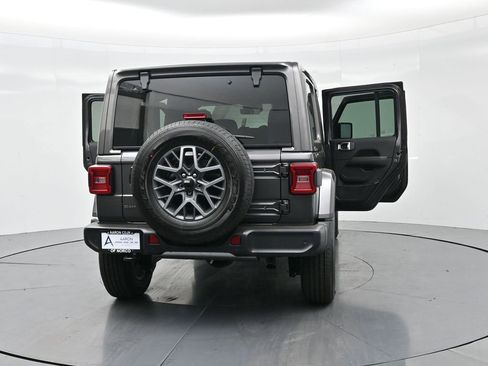 New 2025 Jeep Wrangler Unlimited Sahara w/ Safety Group AWD/4WD image 32
