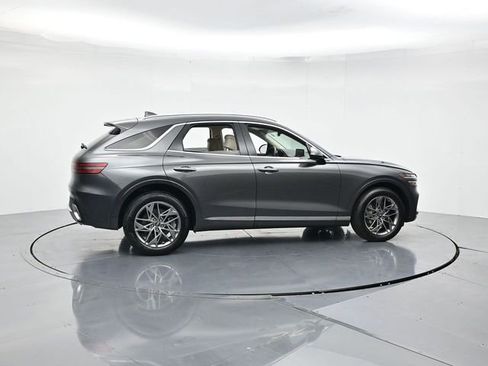 Used 2024 Genesis GV70 2.5T AWD/4WD image 2