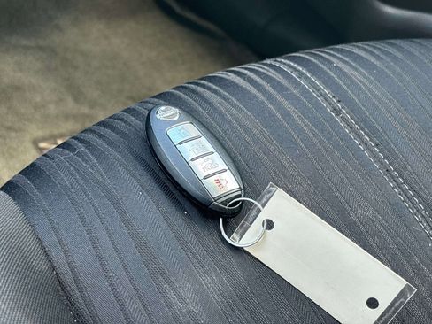 Used 2017 Nissan Sentra SV image 22