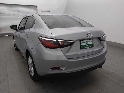 Used 2018 Toyota Yaris iA FWD image 5
