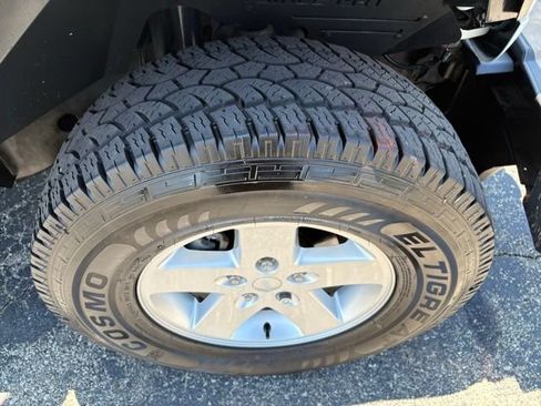 Used 2018 Jeep Wrangler Unlimited Sport S AWD/4WD image 20