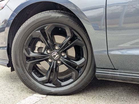 Used 2025 Honda Accord SE image 31