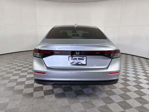 New 2026 Honda Accord LX image 10