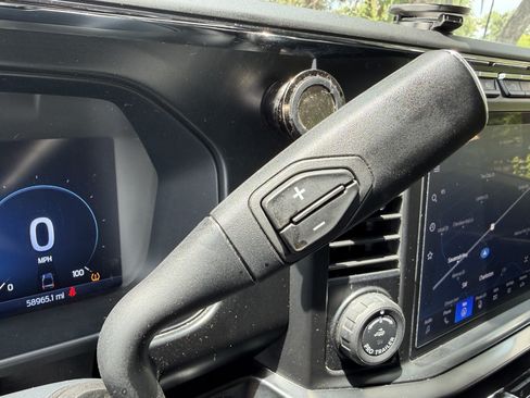 Used 2023 Ford F250 Lariat w/ Lariat Ultimate Package AWD/4WD image 22